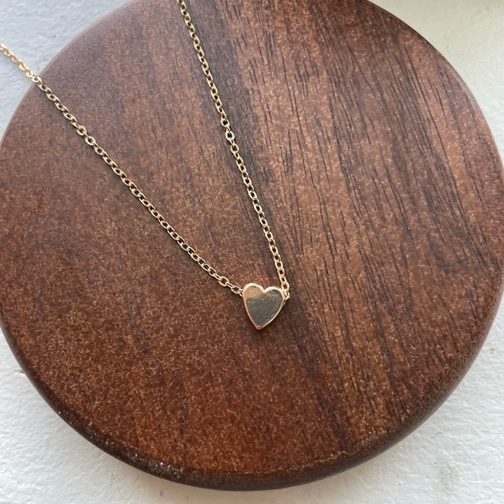 Gold Heart Pendant Necklace